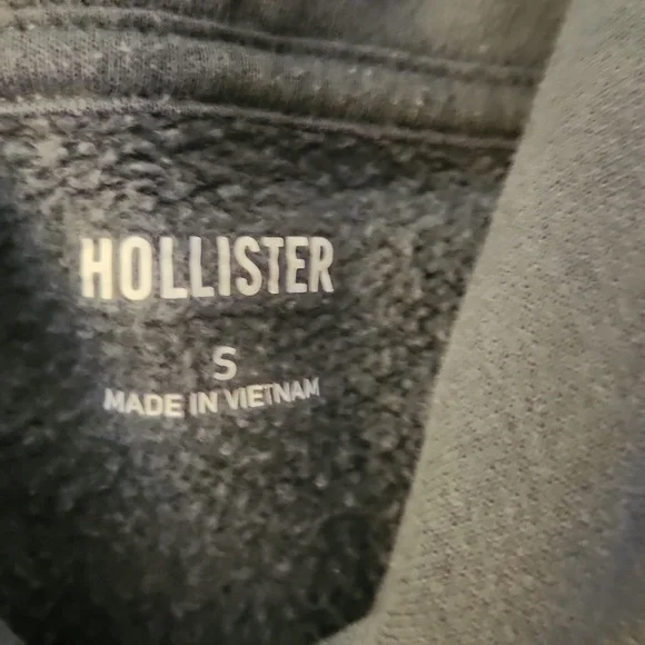 Hollister Boxy Fit Hoodie, size S - Picture 3 of 4